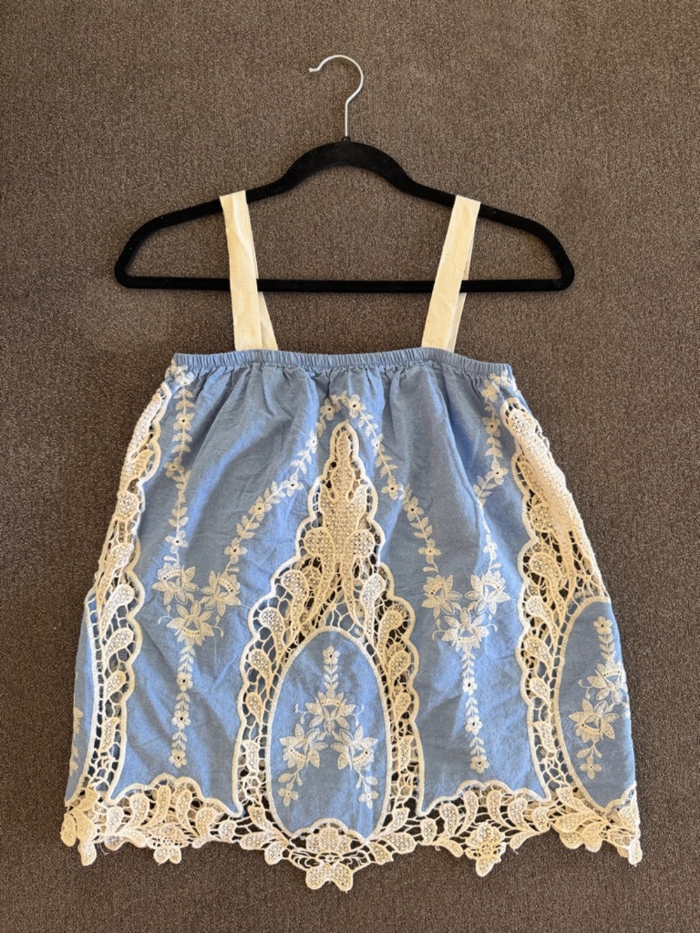 Audrey 3+1 Women’s Lace Trim Tank Top Size Large